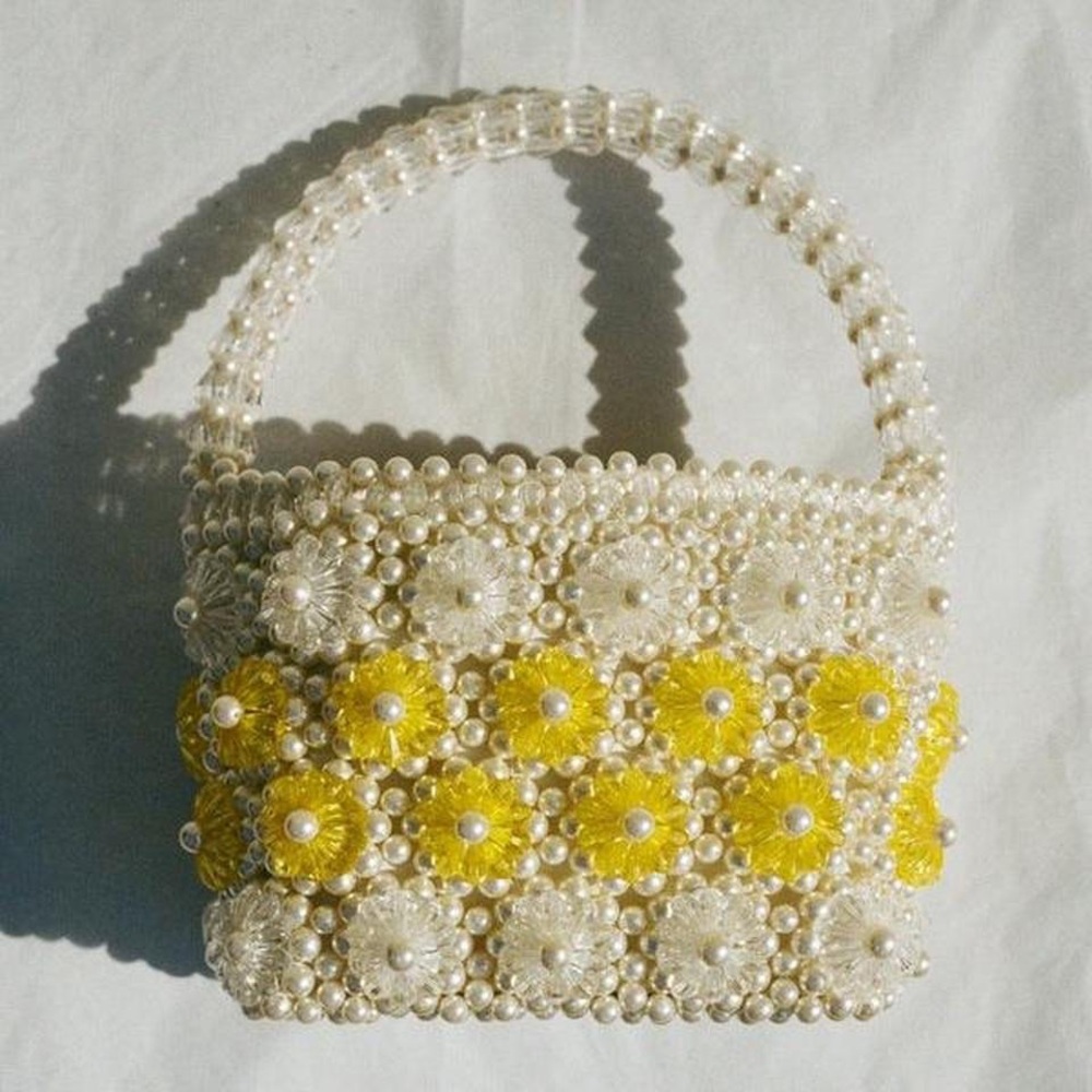 Shrimps beaded bag 🍤